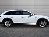 Używany Audi A4 Allroad Comfort 190 KM (139 kW) 2018 Biały Kombi