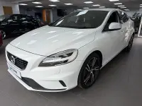 Usado Volvo V40 R-Design Pro 152 HP (111 kW) 2018 Branco Citadino