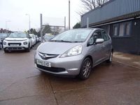 Begagnad Honda Jazz SI 100 HK (73 kW) 2010 Silver Halvkombi