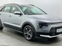 Używany Kia Niro 141 KM (103 kW) 2023 Szary SUV