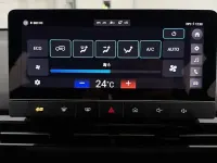 Used MG MG4 EV SE 150 kW (204 HP) 2023 Red Hatchback