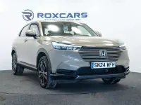Used Honda HR-V Elegance 131 HP (96 kW) 2024 Beige SUV