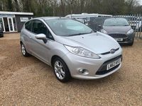 Used Ford Fiesta Zetec 82 HP (60 kW) 2012 Silver Hatchback