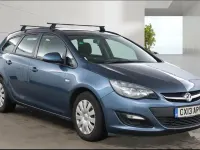 Used Vauxhall Astra S 130 HP (95 kW) 2013 Blue Estate
