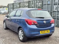 Used Vauxhall Corsa Design Edition 90 HP (66 kW) 2016 Blue Hatchback