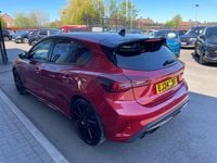 Używany Ford Focus ST 280 KM (205 kW) 2024 Czerwony Hatchback