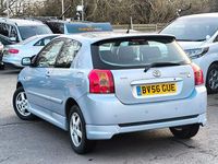 Used Toyota Corolla 110 HP (80 kW) 2006 Blue Hatchback
