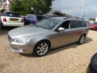 Used Volvo V70 SE 181 HP (133 kW) 2015 Gold Estate