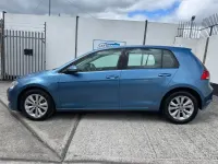 Used VW Golf VII SE 105 HP (77 kW) 2013 Blue Hatchback