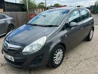 Usado Vauxhall Corsa S 2012 Gris Utilitario