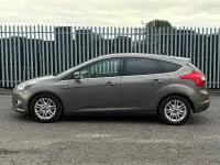 Used Ford Focus Titanium 125 HP (91 kW) 2013 Grey Hatchback