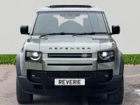 Usado Land Rover Defender First Edition 240 HP (176 kW) 2020 Verde SUV