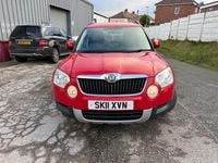 Used Skoda Yeti SE 122 HP (89 kW) 2011 Red SUV