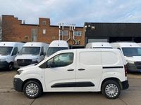 Used Peugeot Partner 100 HP (73 kW) 2020 White MPV