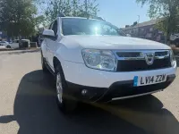 Used Dacia Duster Lauréate 110 HP (80 kW) 2014 White SUV