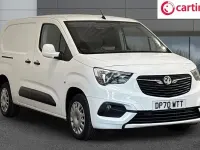 Used Vauxhall Combo Sportive 101 HP (74 kW) 2020 White MPV