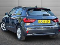 Usado Audi A1 Sport 110 HP (80 kW) 2024 Cinzento SUV