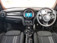 Usado Mini Cooper S Sport 192 HP (141 kW) 2019 Preto Citadino