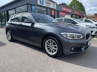 Begagnad BMW 116 Impressive 2017 Grå Halvkombi