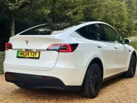 Usado Tesla Model Y RWD 219 kW (299 HP) 2024 Branco SUV