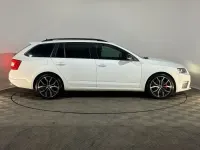 Used Skoda Octavia vRS 181 HP (133 kW) 2017 White Estate