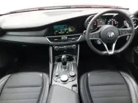 Used Alfa Romeo Giulia Super 180 HP (132 kW) 2017 Red Sedan