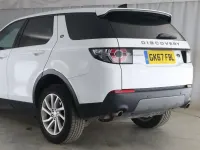 Used Land Rover Discovery 5 SE 2017 White SUV