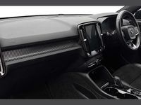 Used Volvo XC40 R-Design 188 HP (138 kW) 2019 Red SUV