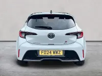 Usado Toyota Corolla Sport 196 HP (144 kW) 2024 Cinzento Citadino