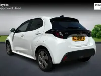 Used Toyota Yaris 116 HP (85 kW) 2025 White Hatchback