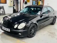 Usado Mercedes E280 2005 Negro Berlina