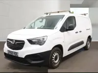 Used Vauxhall Combo Edition 100 HP (73 kW) 2019 White MPV