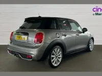 Usado Mini Cooper S Classic 188 CV (138 kW) 2019 Plateado Utilitario