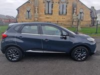 Usado Renault Captur Dynamique 90 HP (66 kW) 2014 Azul SUV
