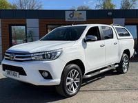 Used Toyota HiLux 150 HP (110 kW) 2017 White Pickup