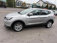 Used Nissan Qashqai Acenta 110 HP (80 kW) 2015 Silver SUV