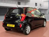 Second-hand Kia Picanto 84 CP (61 kW) 2013 Negru Hatchback