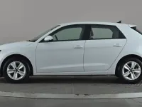 Käytetty Audi A1 Premium 110 HP (80 kW) 2023 Valkoinen Katumaasturi