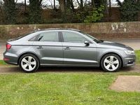 Usado Audi A3 Sport 110 HP (80 kW) 2016 Cinzento Sedan