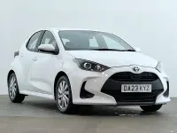 Used Toyota Yaris 116 HP (85 kW) 2023 White Hatchback