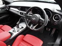 Used Alfa Romeo Stelvio Veloce 276 HP (202 kW) 2025 Black SUV