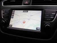 Used Hyundai i20 Premium 84 HP (61 kW) 2019 White Hatchback