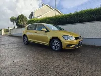 Second-hand VW Golf VII SE 115 CP (84 kW) 2018 Galben Hatchback