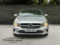 Usado Mercedes CLA220 177 HP (130 kW) 2016 Prateado Sedan