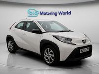 Used Toyota Aygo X PURE 72 HP (52 kW) 2022 White SUV