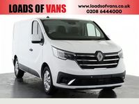 Usado Renault Trafic 150 HP (110 kW) 2024 Cinzento Monovolume
