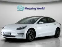 Used Tesla Model 3 Standard Range Plus 239 kW (325 HP) 2020 White Sedan
