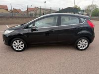 Usado Ford Fiesta Zetec 96 HP (70 kW) 2009 Preto Citadino