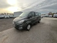 Begagnad Ford Tourneo Custom Titanium 2022 Grå Van