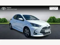 Usado Toyota Yaris Hybrid 2024 Branco Citadino